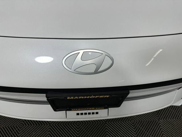 Used 2024 Hyundai Ioniq 6 SEL RWD image 9