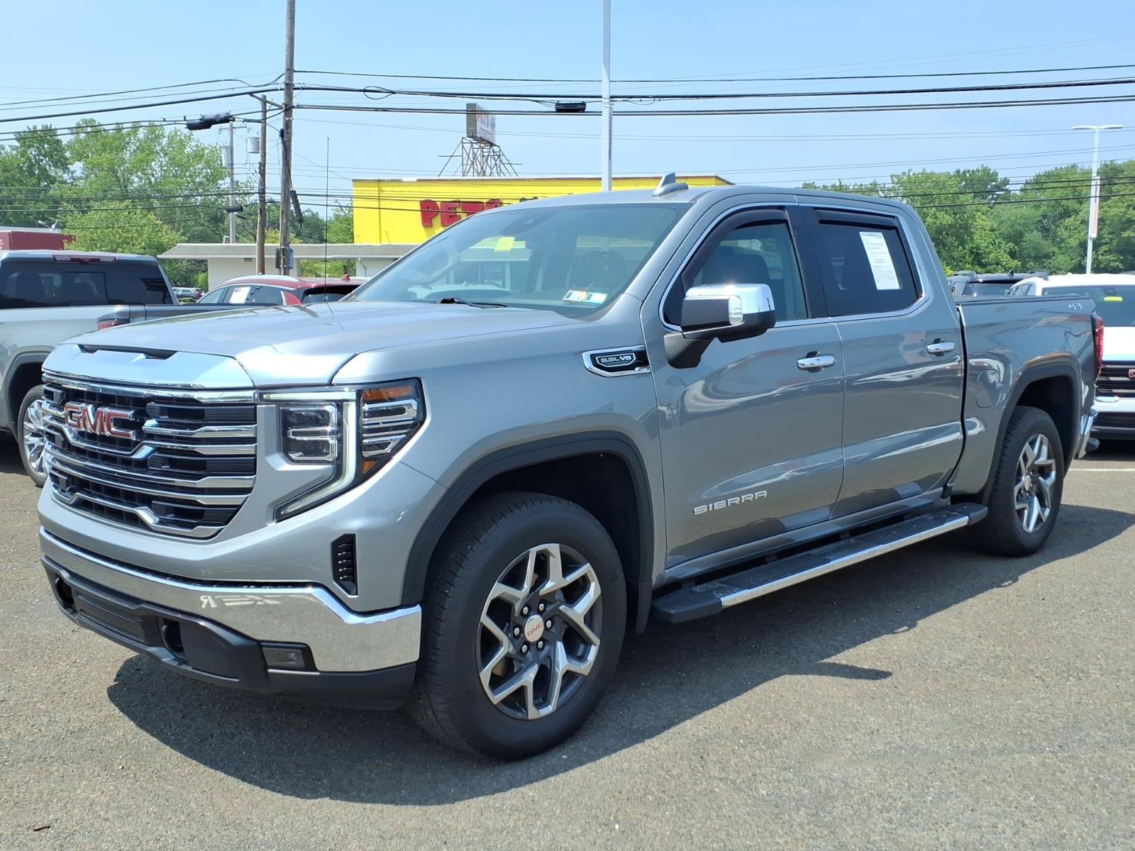 Certified 2023 GMC Sierra 1500 SLT w/ SLT Premium Package AWD/4WD image 8