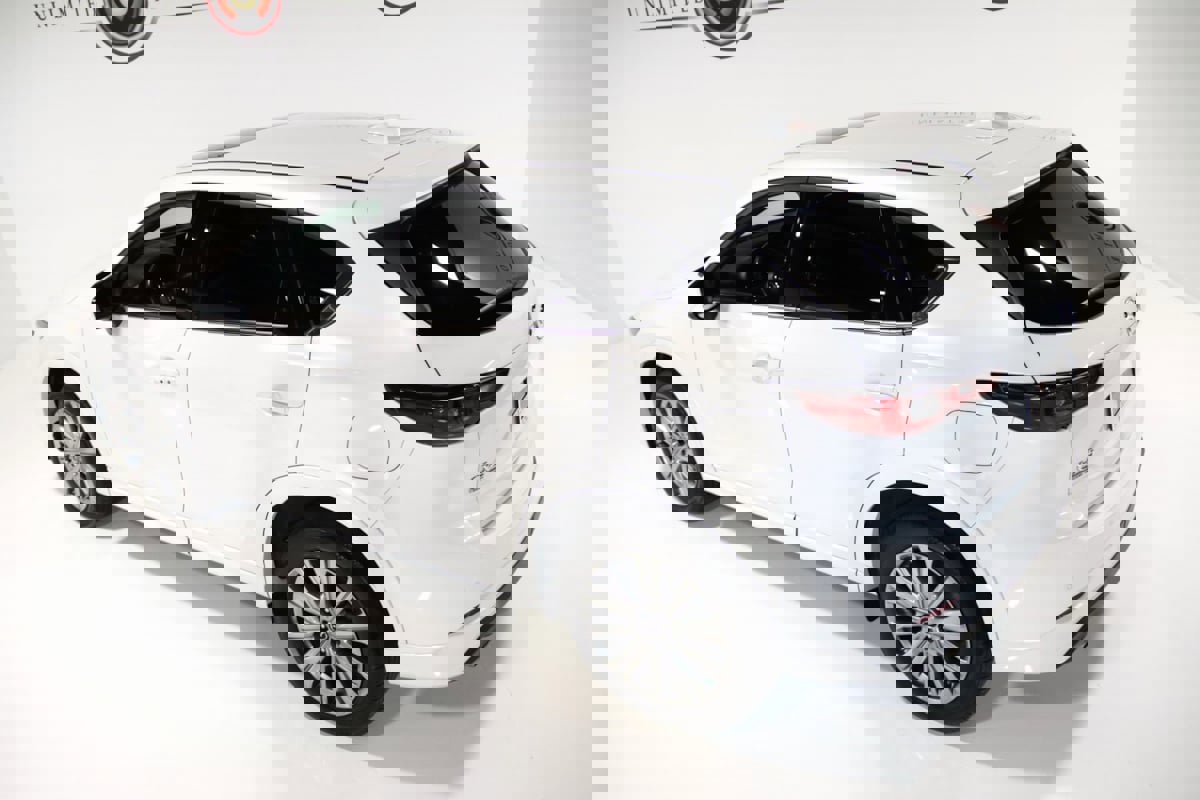 Used 2023 MAZDA CX-5 Signature image 11