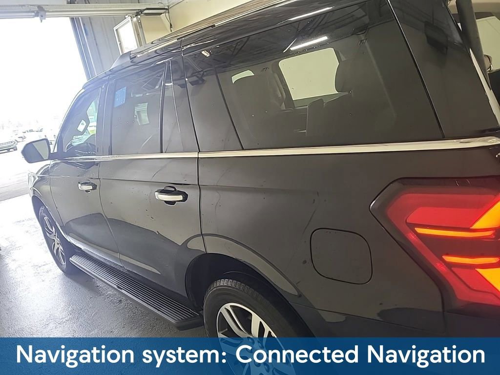 Used 2024 Ford Expedition Limited image 3