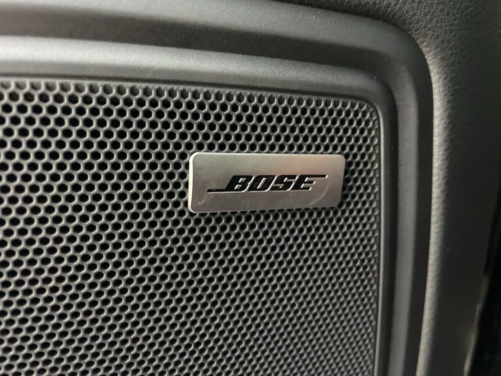 Certified 2025 Porsche Macan image 30