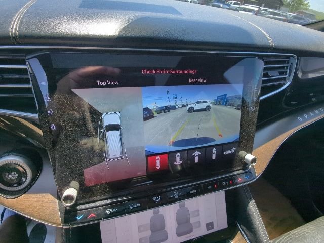 Used 2023 Jeep Grand Wagoneer Series II w/ Premium Group II AWD/4WD image 23