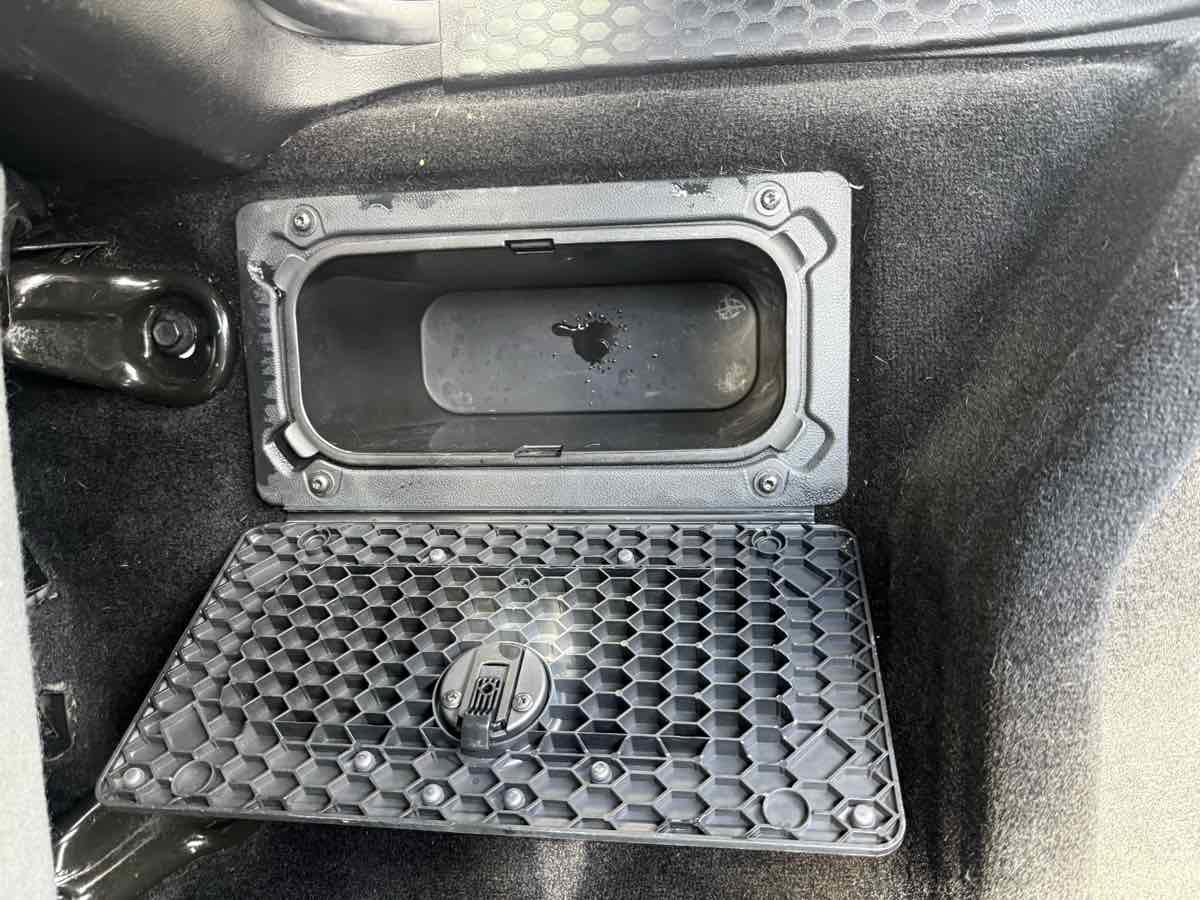 Used 2014 RAM 1500 Tradesman w/ Popular Equipment Group RWD image 32