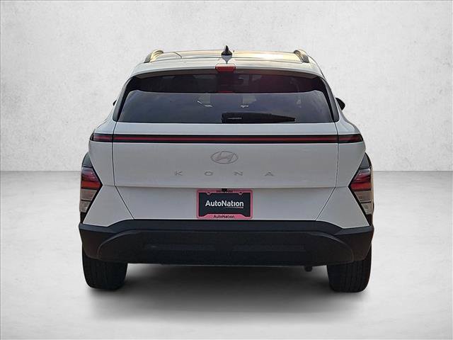 Used 2025 Hyundai Kona SEL FWD image 7
