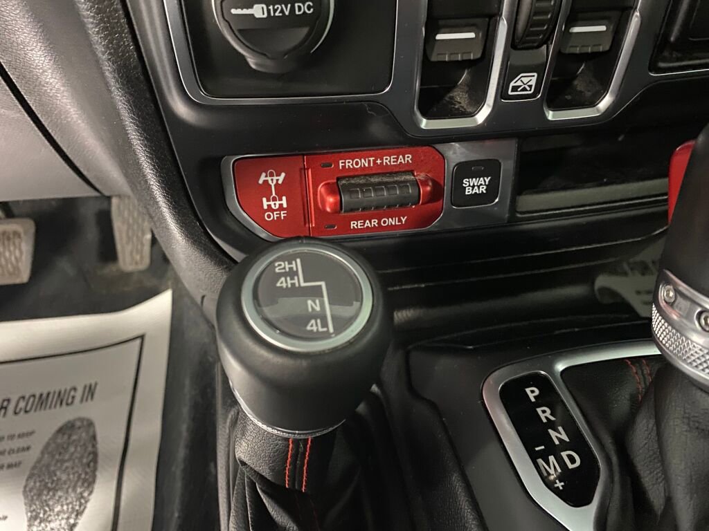 Used 2020 Jeep Wrangler Unlimited Rubicon w/ Dual Top Group image 15