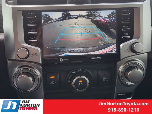 Used 2023 Toyota 4Runner SR5 AWD/4WD image 18