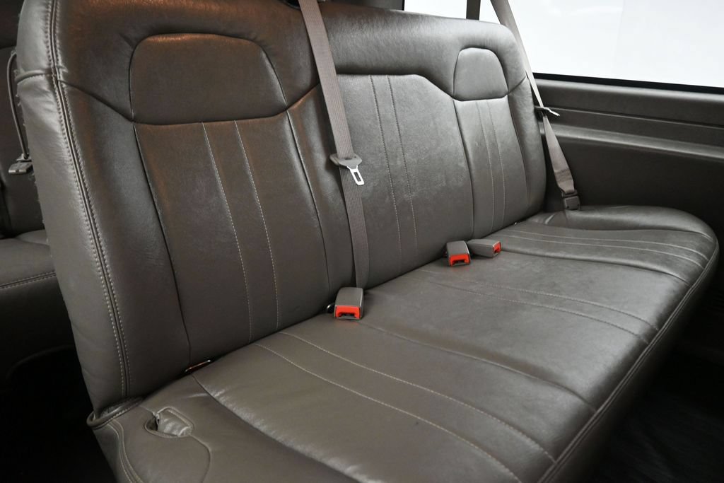 Used 2014 Chevrolet Express 3500 LS RWD image 34