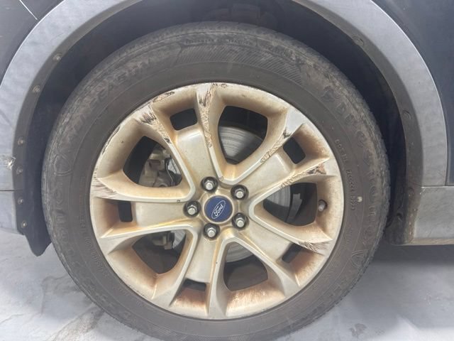Used 2015 Ford Escape Titanium FWD image 11