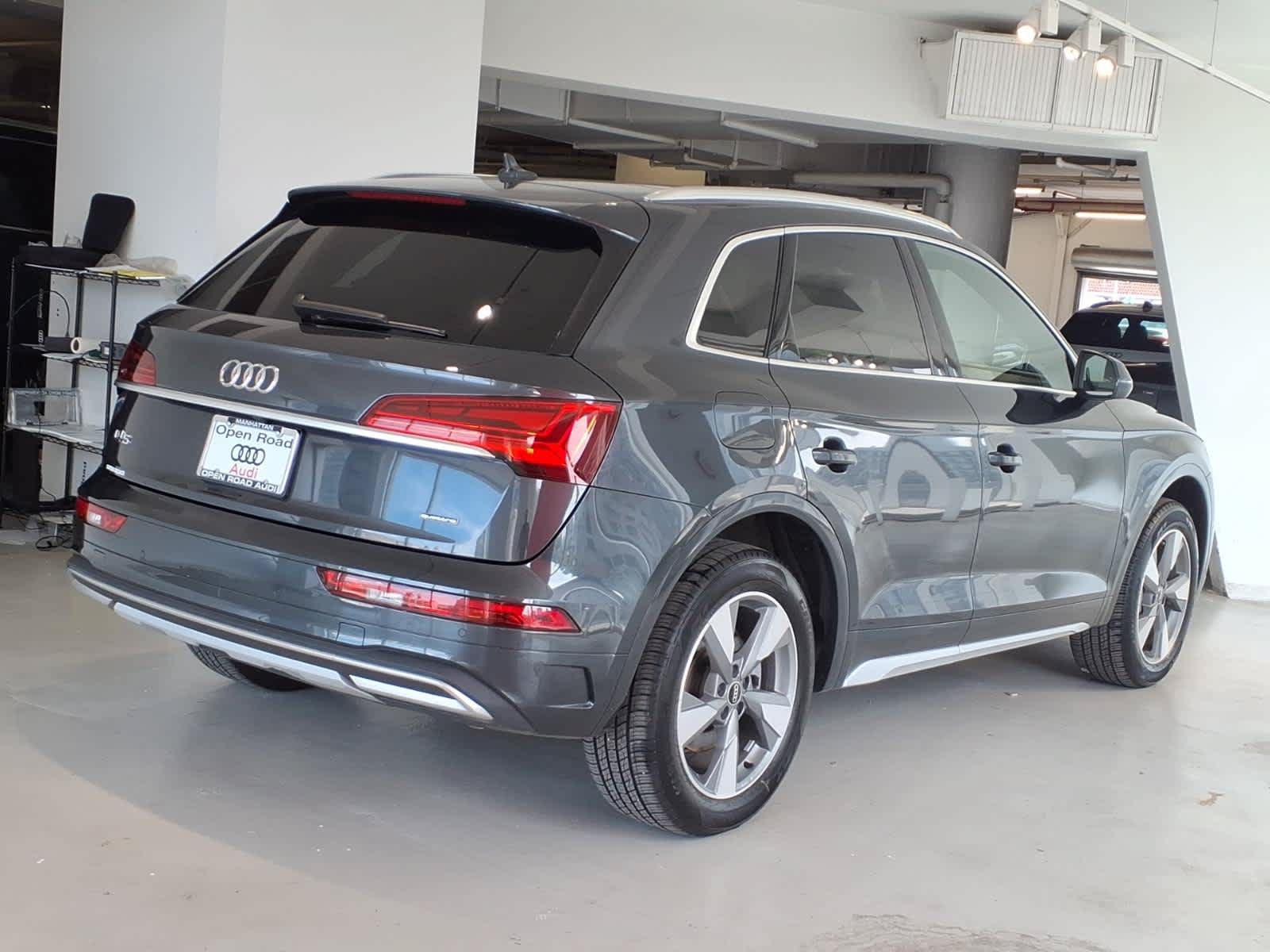 Certified 2024 Audi Q5 Premium w/ Convenience Package AWD/4WD image 4