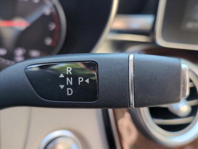 Used 2015 Mercedes-Benz C 300 4MATIC Sedan image 17