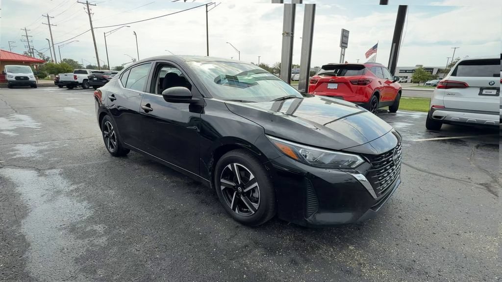 Used 2024 Nissan Sentra SV FWD image 2