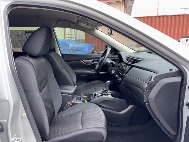 Used 2019 Nissan Rogue S w/ Special Edition Package FWD image 13