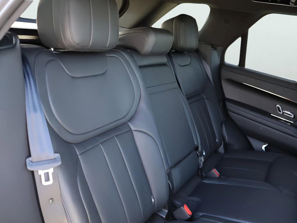 New 2026 Land Rover Range Rover Sport Dynamic SE image 13
