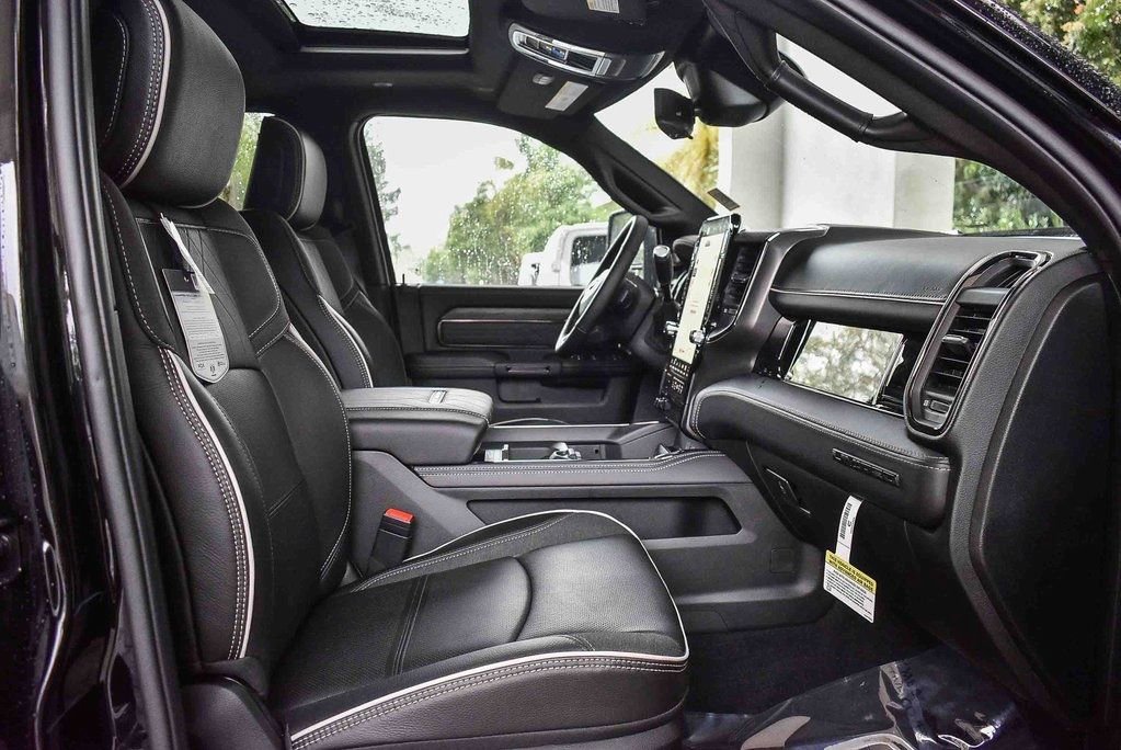 New 2026 RAM 3500 Limited image 18