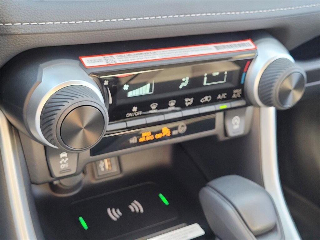 Certified 2025 Toyota RAV4 LE image 17