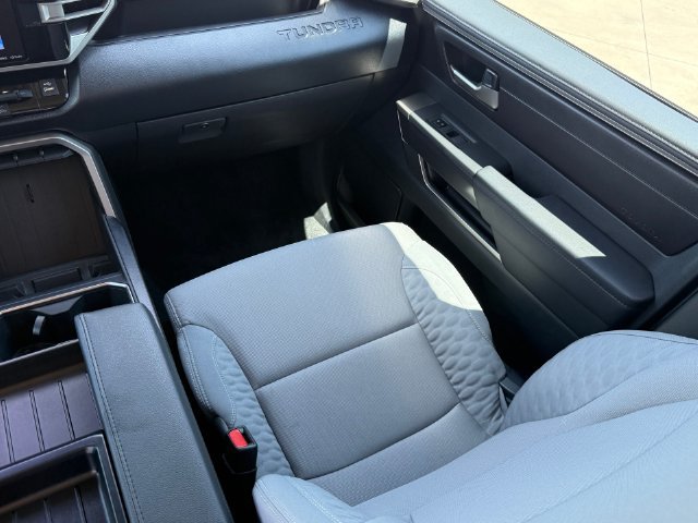 Used 2024 Toyota Tundra SR5 AWD/4WD image 27
