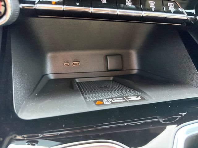 New 2026 Chevrolet Traverse LT w/ Sun and Wheel Package FWD image 31