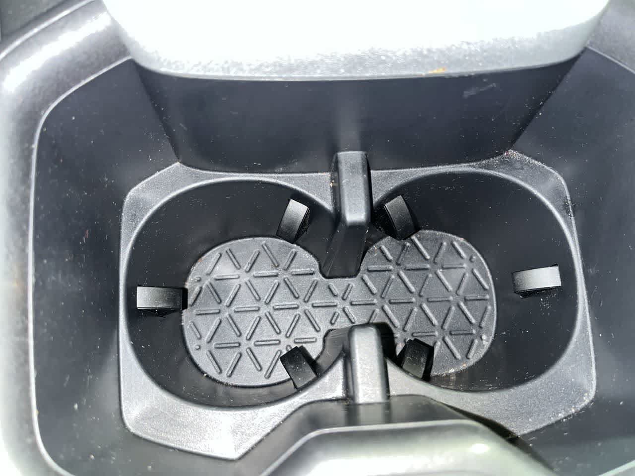 Used 2025 Toyota RAV4 XLE FWD image 21