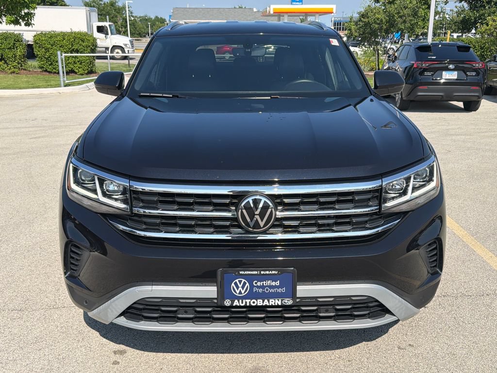 Certified 2023 Volkswagen Atlas Cross Sport SE w/ Black Wheel Package AWD/4WD image 2
