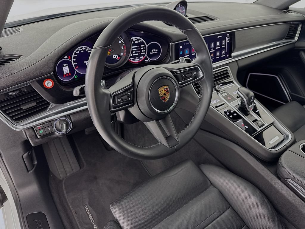 Certified 2022 Porsche Panamera 4 Platinum Edition AWD/4WD image 4