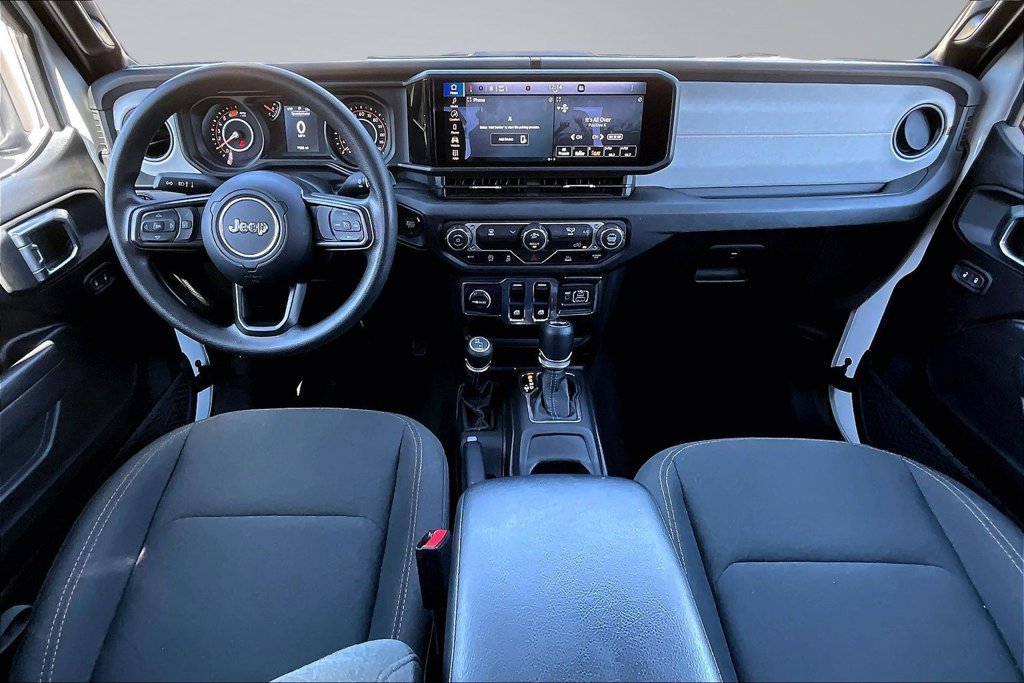 Certified 2025 Jeep Wrangler Sport AWD/4WD image 9