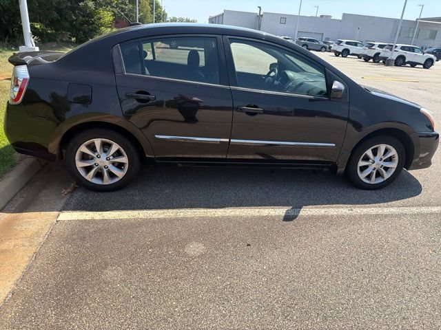 Used 2011 Nissan Sentra 2.0 SL w/ Navigation Pkg FWD image 6