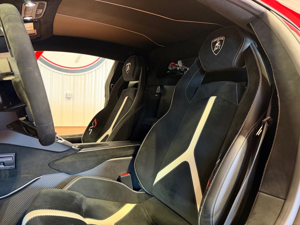 Used 2019 Lamborghini Aventador SVJ image 25