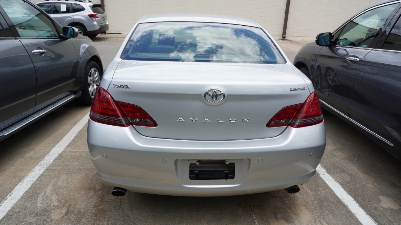 Used 2008 Toyota Avalon Limited FWD image 5