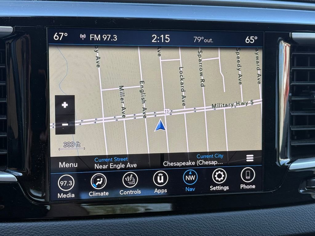 Used 2020 Chrysler Pacifica Touring-L w/ Advanced Safetytec Group image 2