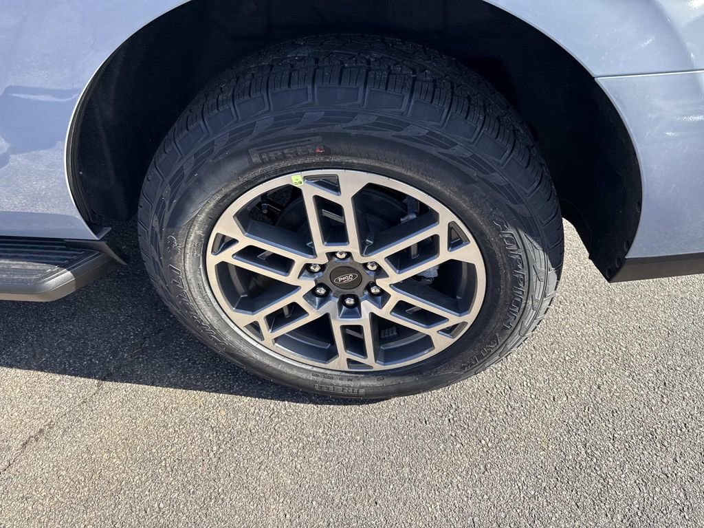 New 2026 Ford Expedition Active image 5