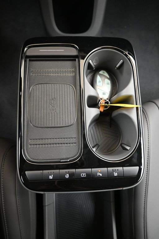 New 2025 Hyundai Ioniq 5 SEL image 35