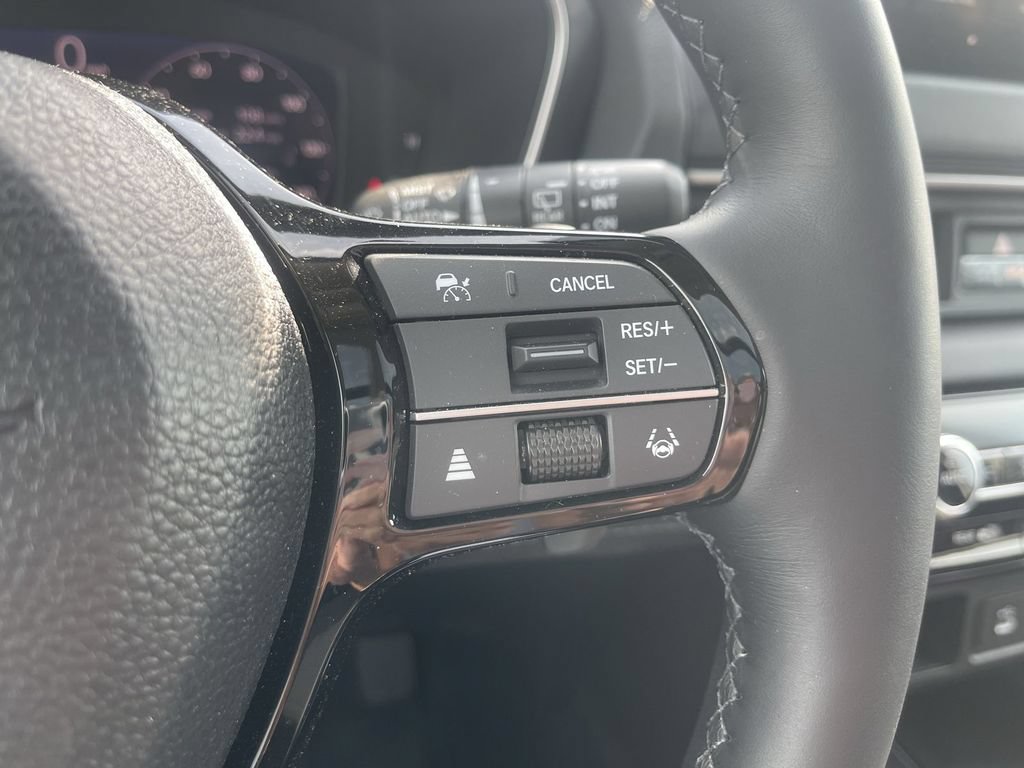 Used 2026 Honda Pilot Elite image 21