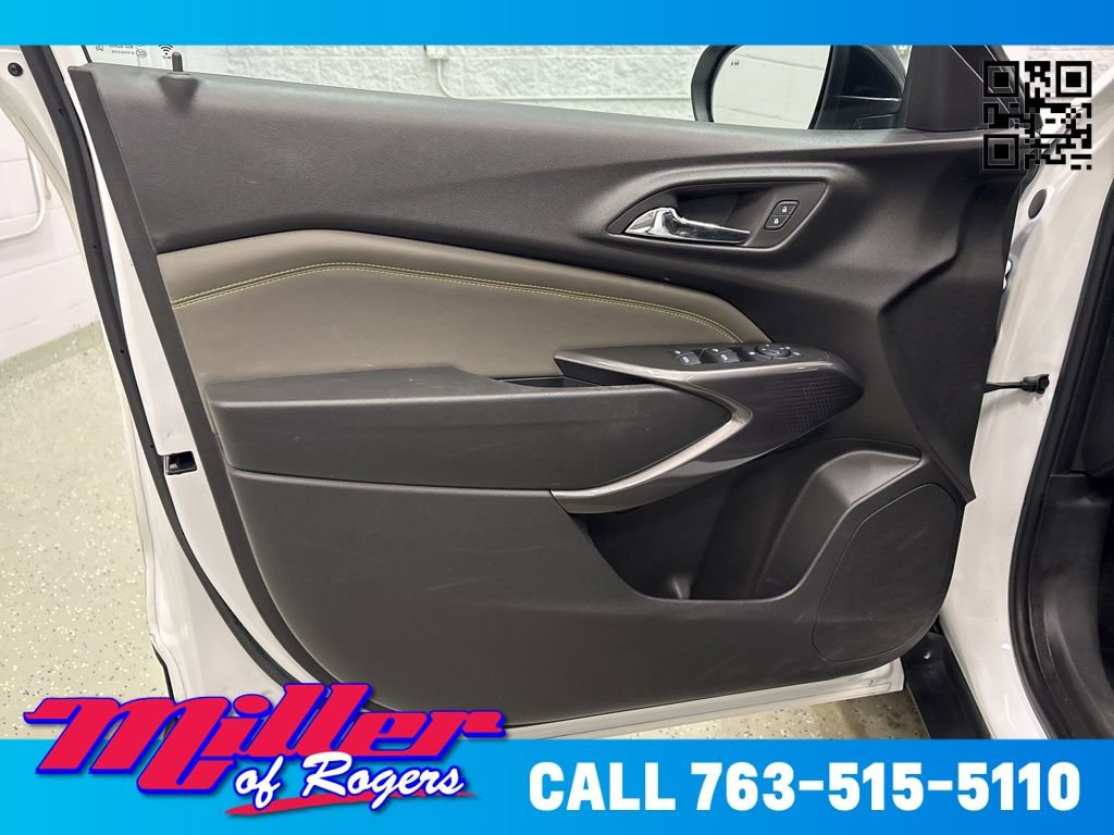 Used 2025 Chevrolet Trax ACTIV w/ Driver Confidence Package image 12