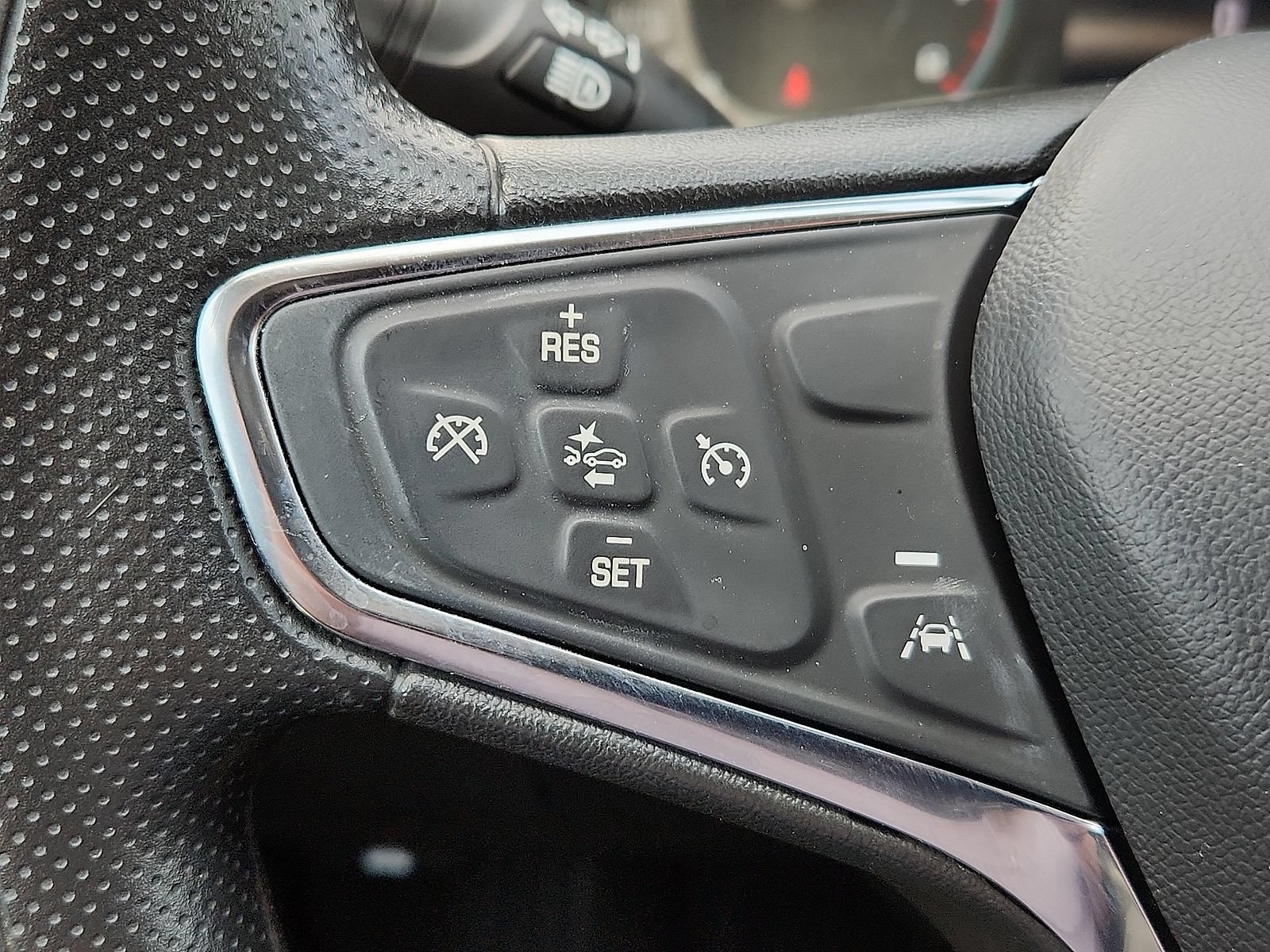 Used 2024 Chevrolet Malibu LT FWD image 16