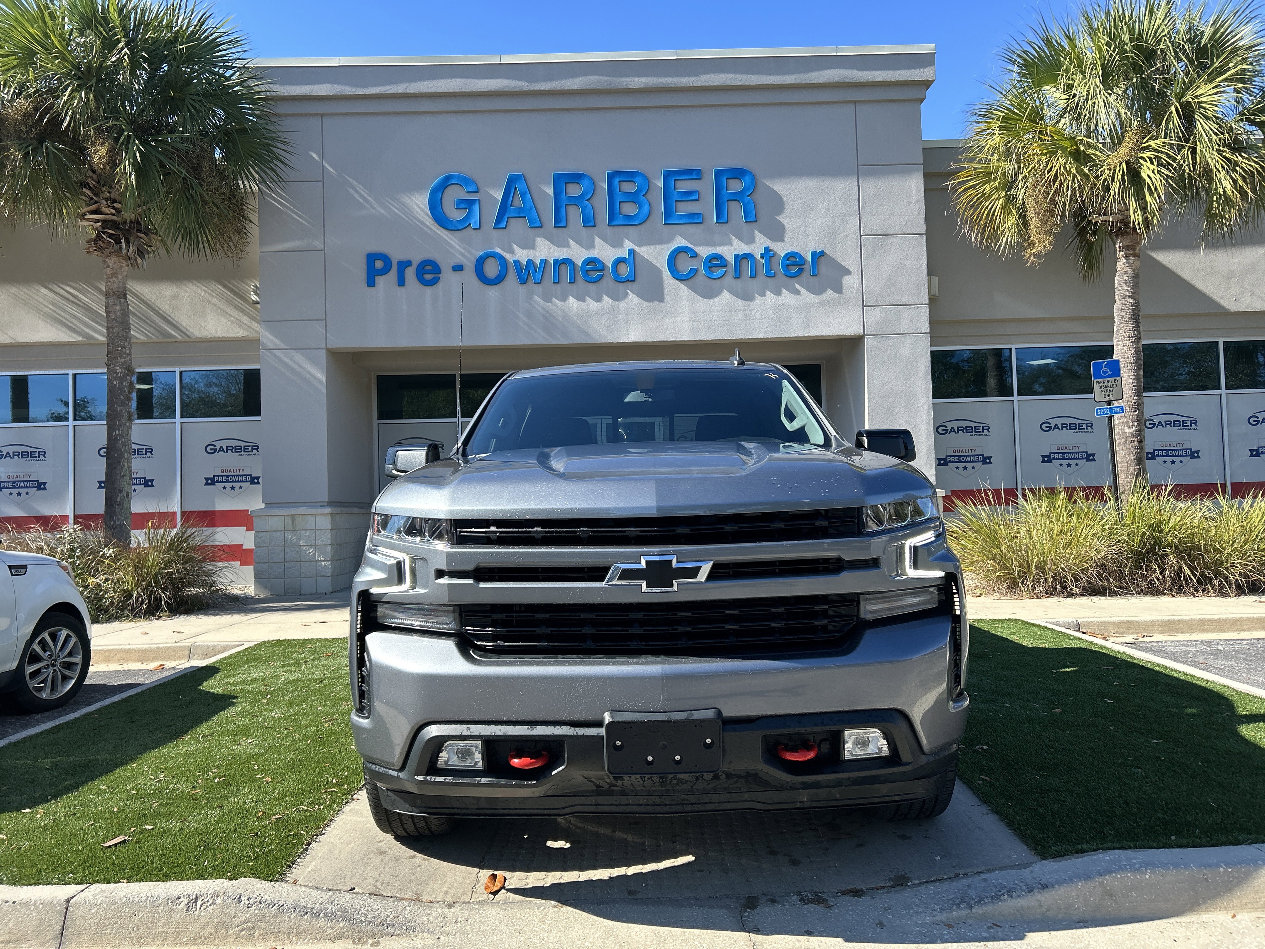 Used 2021 Chevrolet Silverado 1500 RST w/ All Star Edition Plus image 2