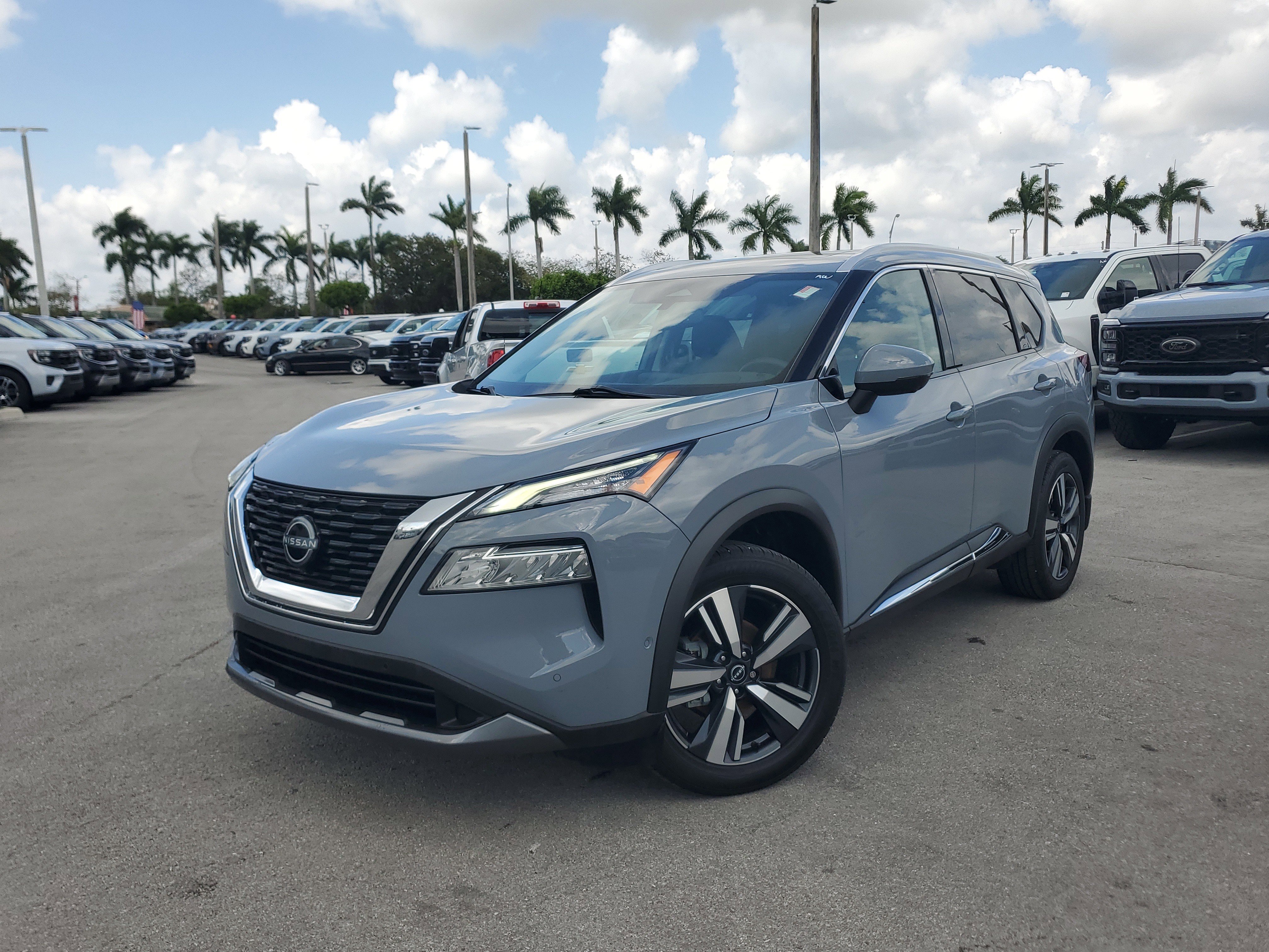 Used 2023 Nissan Rogue SL w/ SL Premium Package image 33