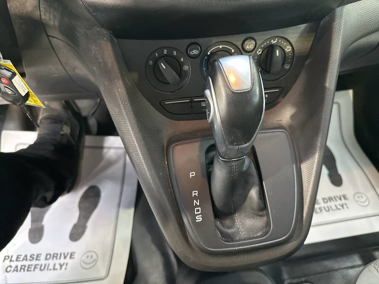 Used 2016 Ford Transit Connect XL image 30