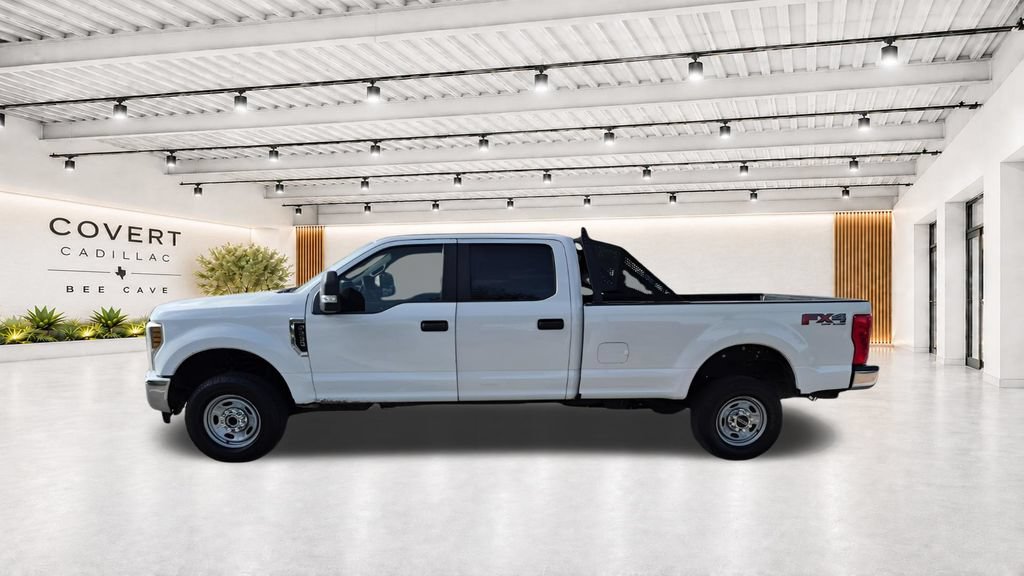 Used 2019 Ford F250 XL w/ Power Equipment Group AWD/4WD image 6