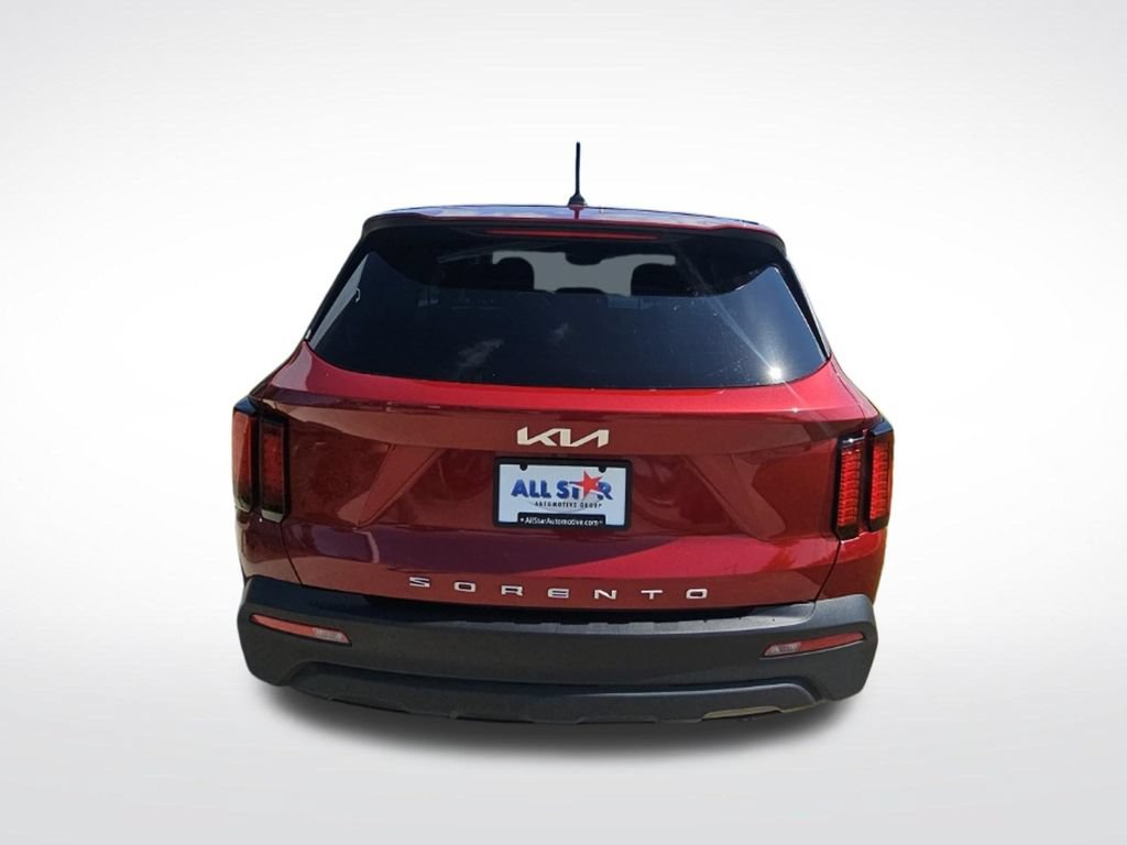 Used 2022 Kia Sorento LX FWD image 7
