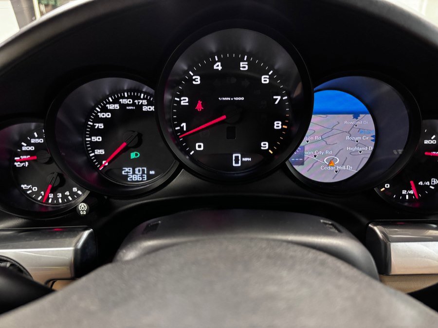 Used 2015 Porsche 911 Carrera image 18