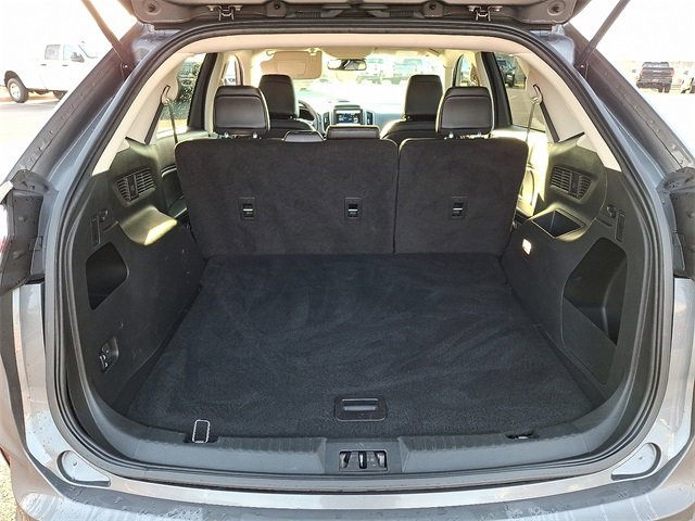 Used 2024 Ford Edge SEL image 28