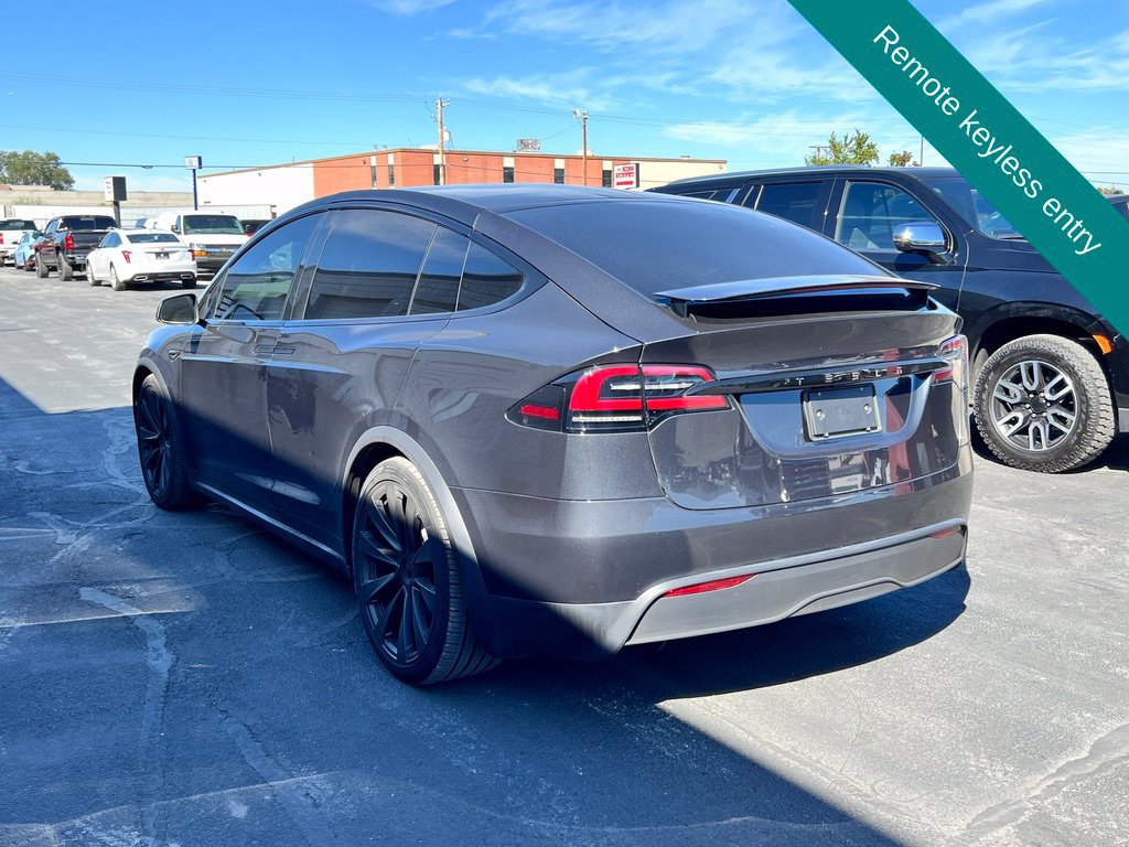 Used 2025 Tesla Model X AWD/4WD image 5