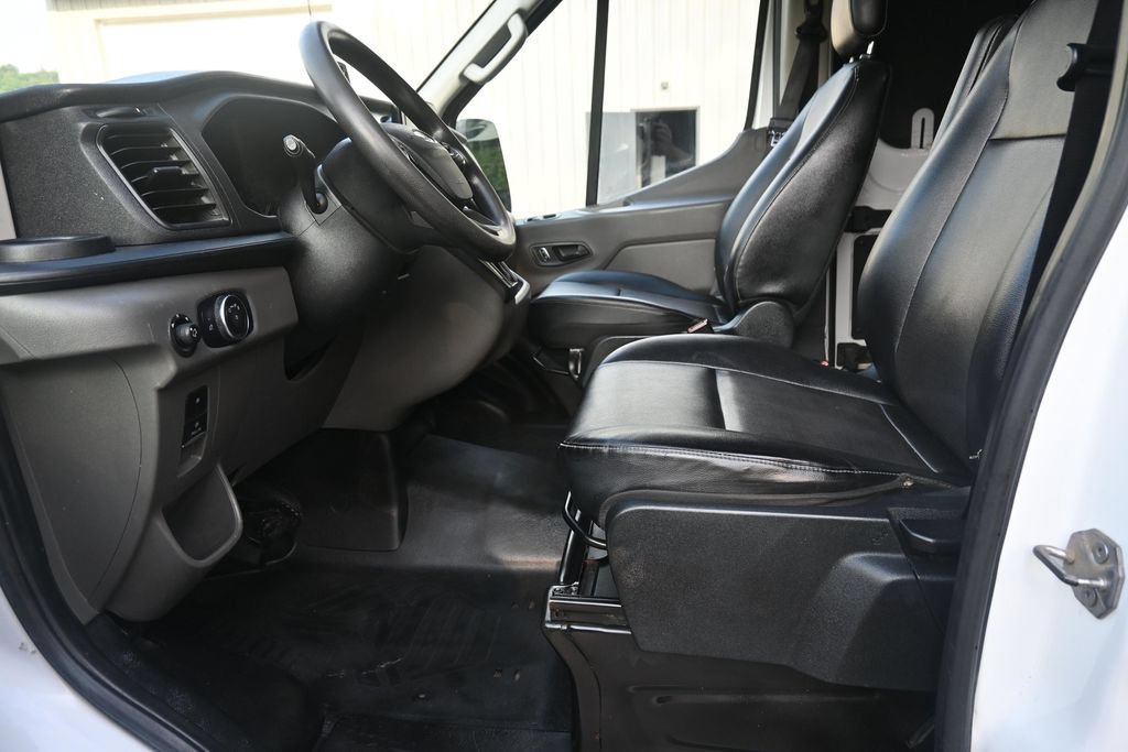 Used 2023 Ford Transit 250 Medium Roof AWD w/ Load Area Protection Package image 8
