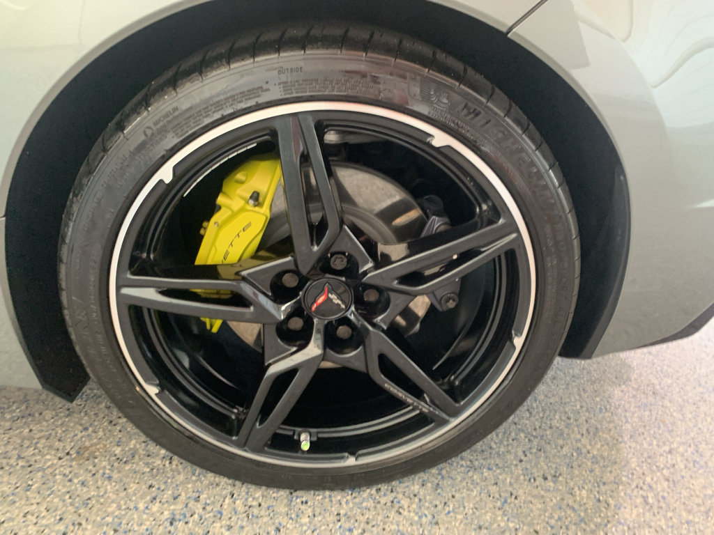 Used 2022 Chevrolet Corvette Stingray Premium Conv w/ Battery Protection Package RWD image 33