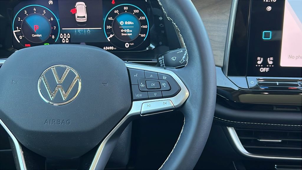 Used 2024 Volkswagen Atlas SE image 27