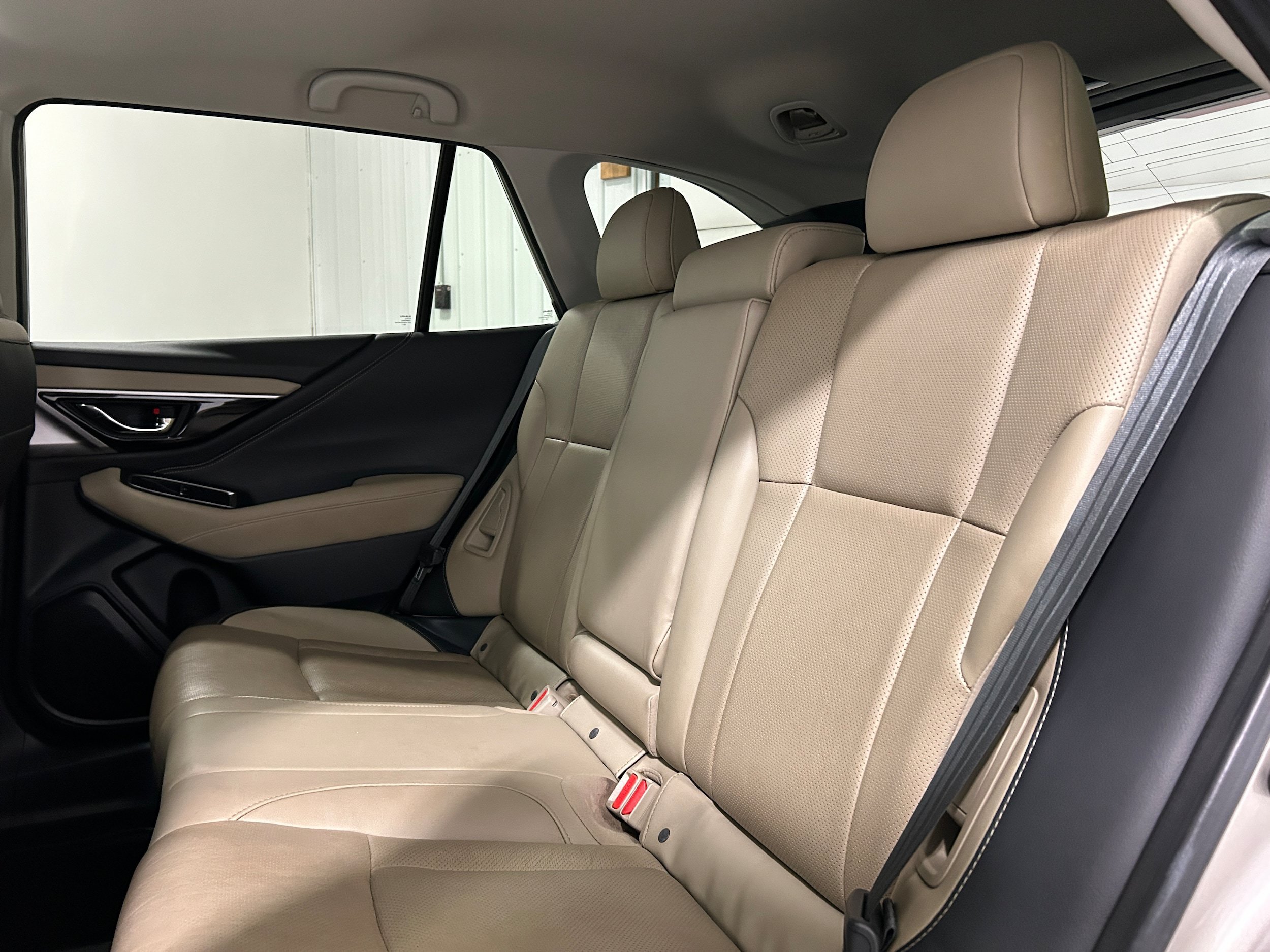 Used 2020 Subaru Outback Limited w/ Popular Package #2 AWD/4WD image 30
