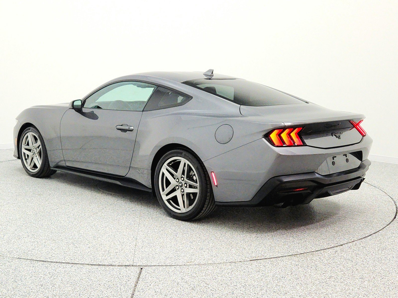 Used 2024 Ford Mustang Premium RWD image 7