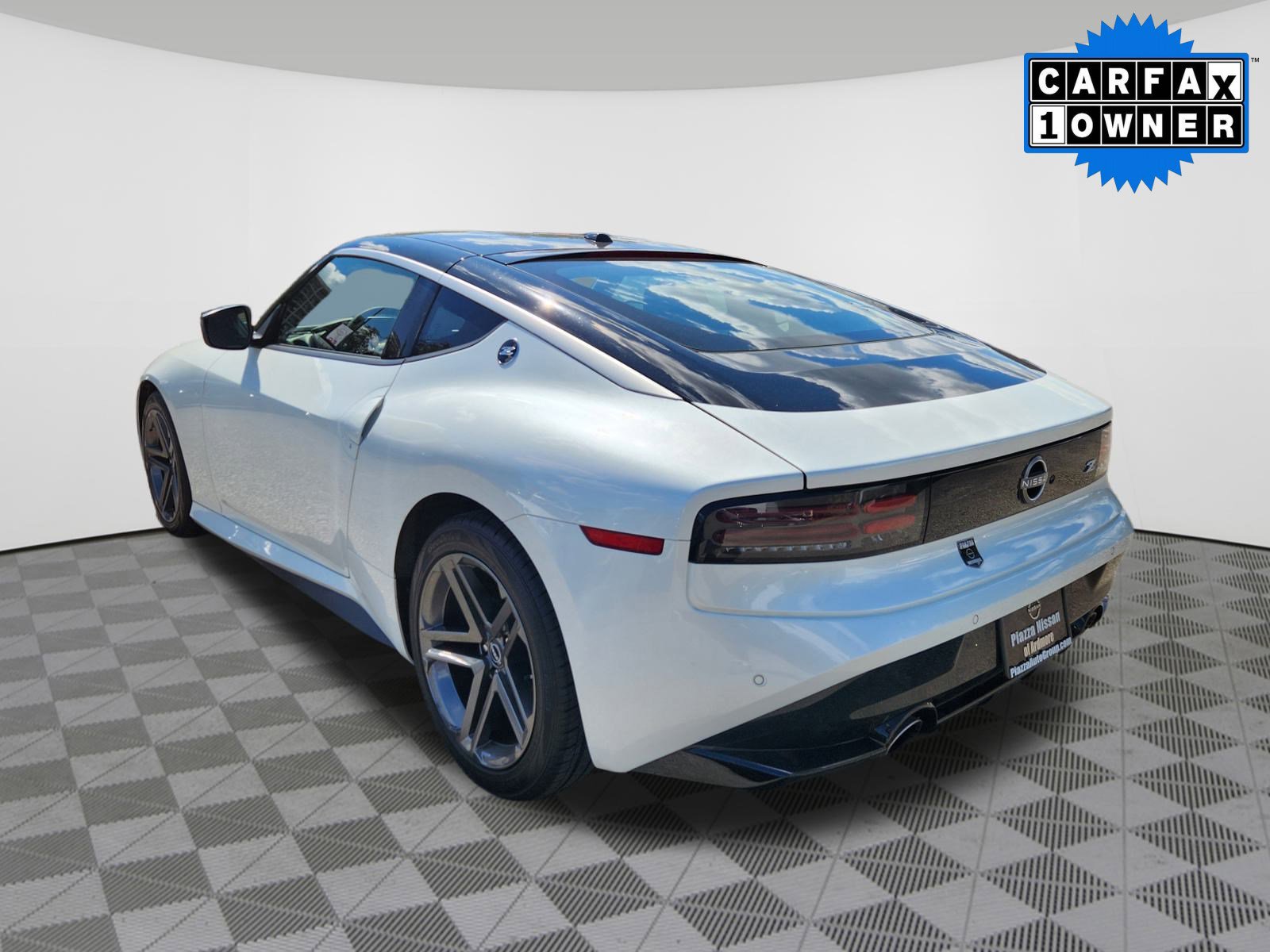 Certified 2023 Nissan Z Sport w/ Floor Mat Package image 3