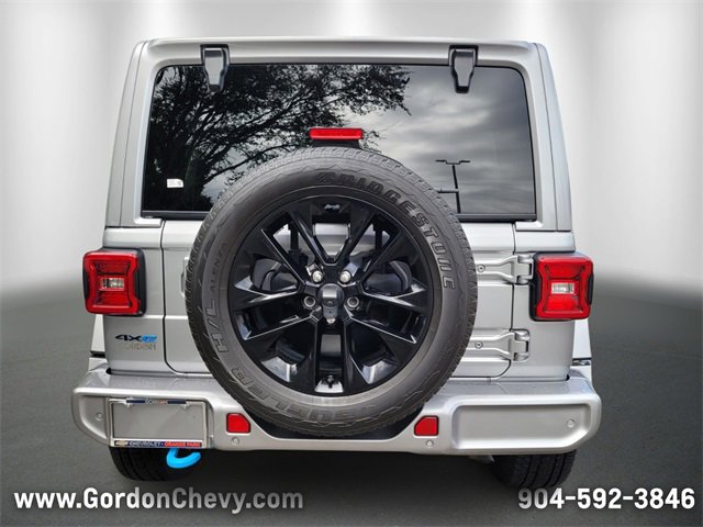 Used 2021 Jeep Wrangler Unlimited Sahara image 4