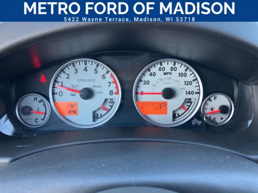 Used 2013 Nissan Frontier PRO-4X image 32